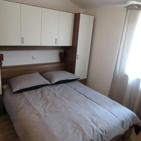 Apartments Ljubicic Podstrana Bagian luar foto